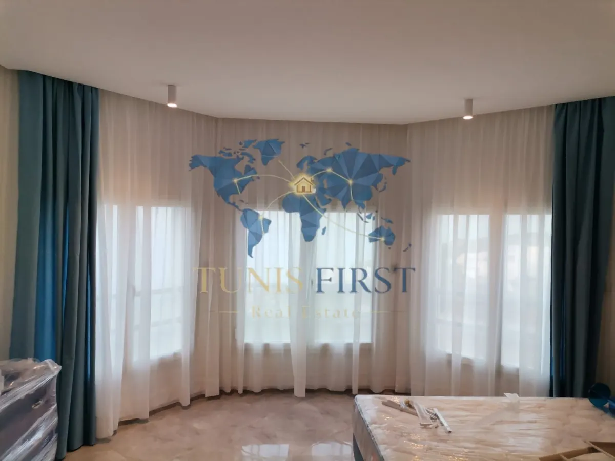 A louer appartement S+2 meublé à Gammarth  avec vue panoramique sur mer — Tunisie