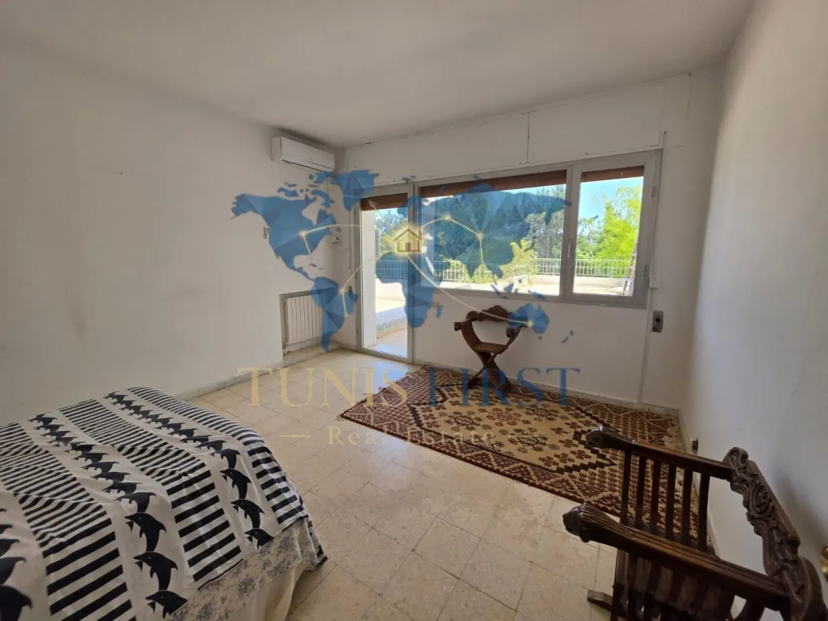 A vendre une villa style arabesque avec vue panoramique sur mer à Carthage — Carthage
