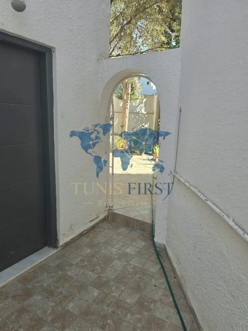 A Louer Appartement S+2 Vide à Marsa Nassim — Marsa Ennassim