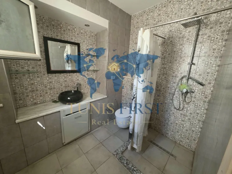A Louer Appartement S+2 Vide à Marsa Nassim — Marsa Ennassim