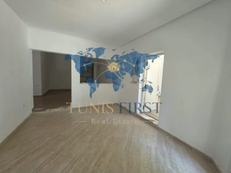 A Louer Appartement S+2 Vide à Marsa Nassim — Marsa Ennassim