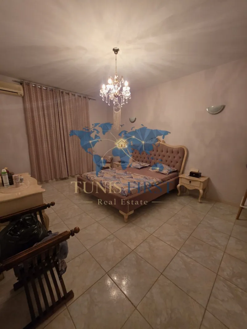 A vendre Charmante  villa à Carthage — Carthage