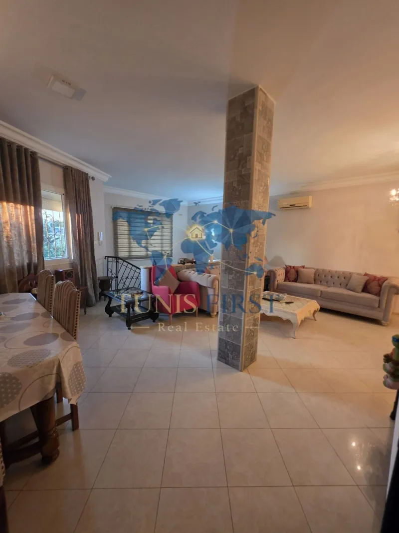 A vendre Charmante  villa à Carthage — Carthage
