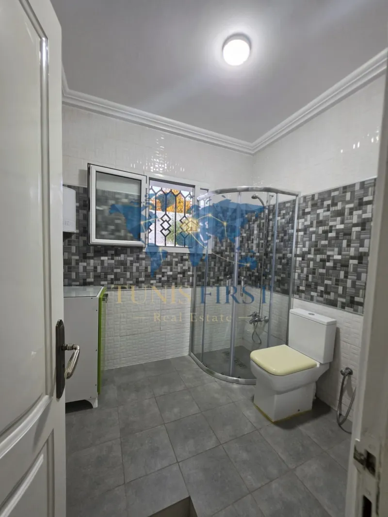 A vendre Charmante  villa à Carthage — Carthage
