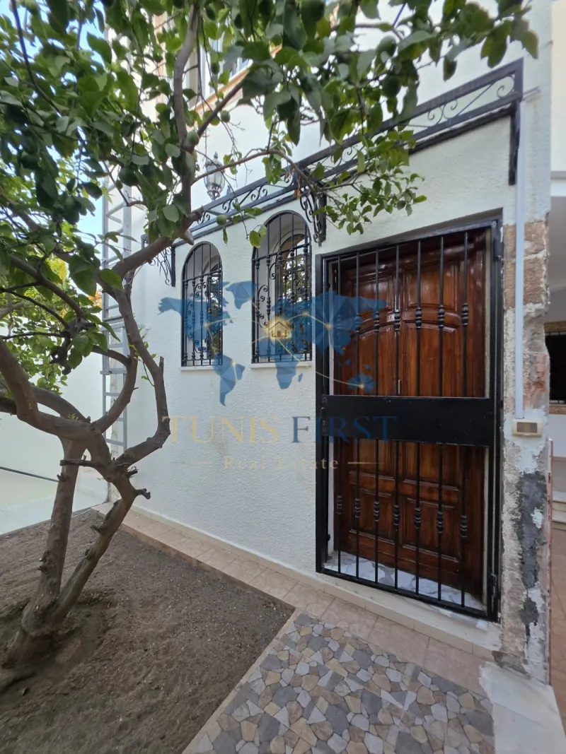A vendre Charmante  villa à Carthage — Carthage