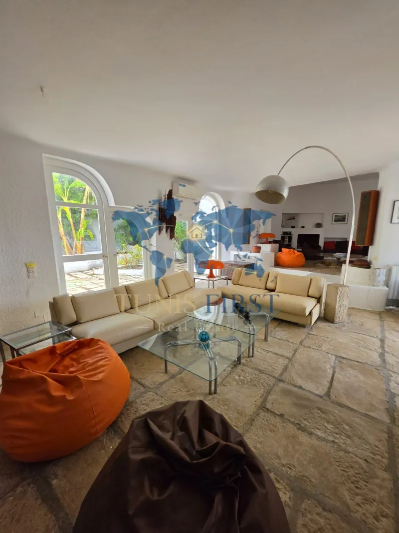 A Louer Villa avec piscine à Sidi Bou Said — Carthage