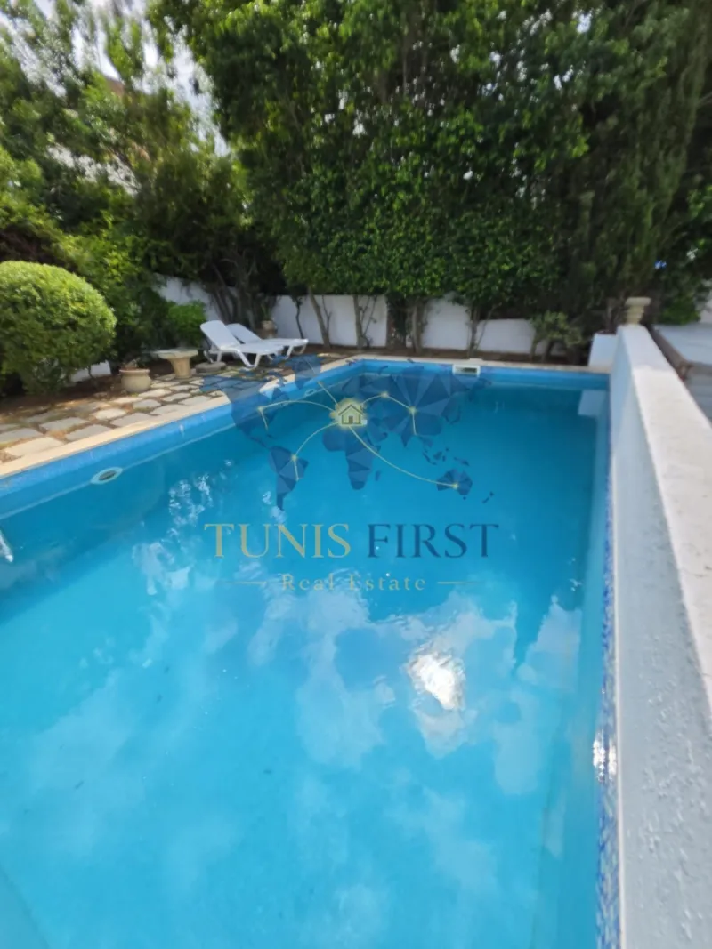 A Louer Villa avec piscine à Sidi Bou Said — Carthage