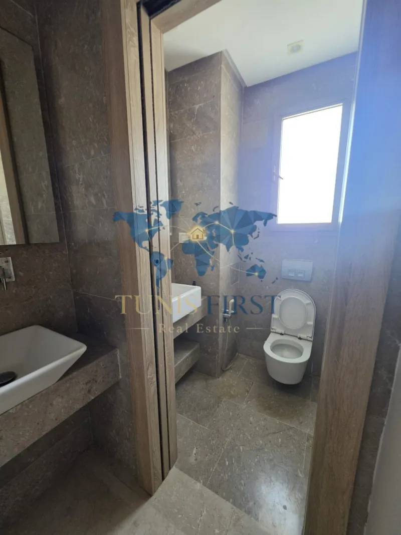 A Louer Appartement S+2 à Gammarth — Gammarth