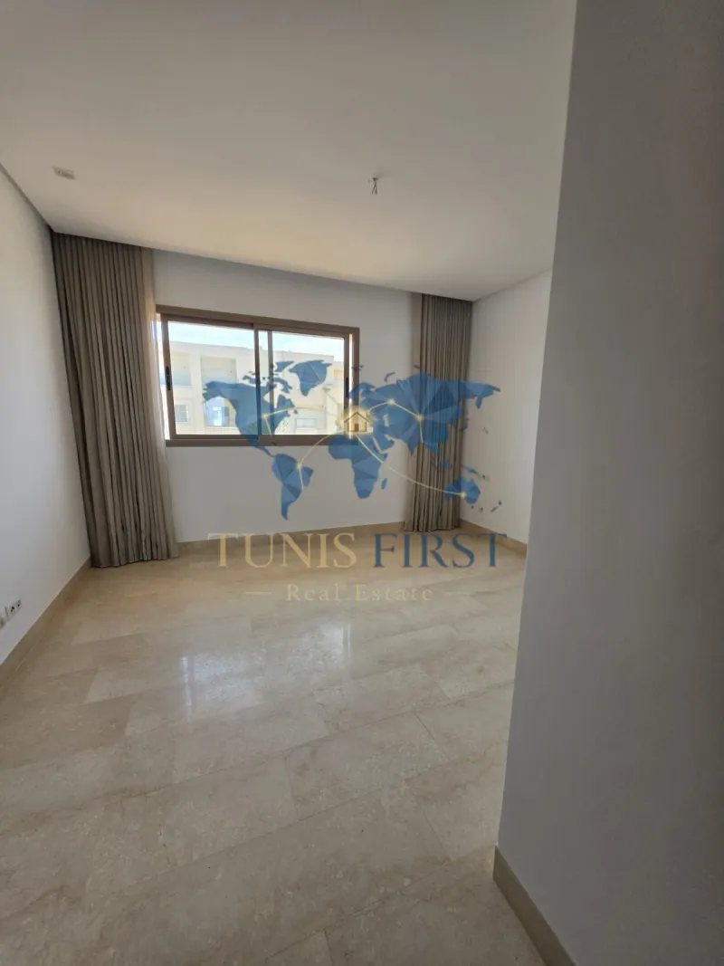 A Louer Appartement S+2 à Gammarth — Gammarth