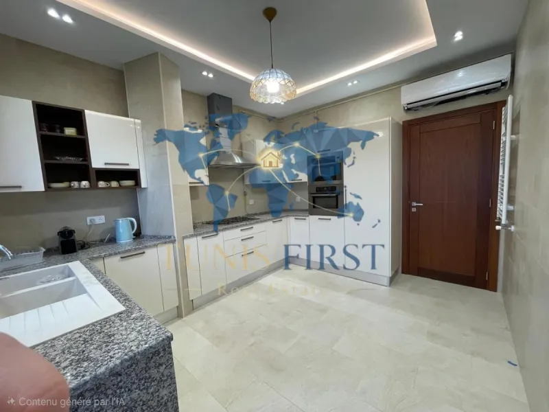 A Vendre Magnifique Appartement S+3 à Montfleury — Monfleury