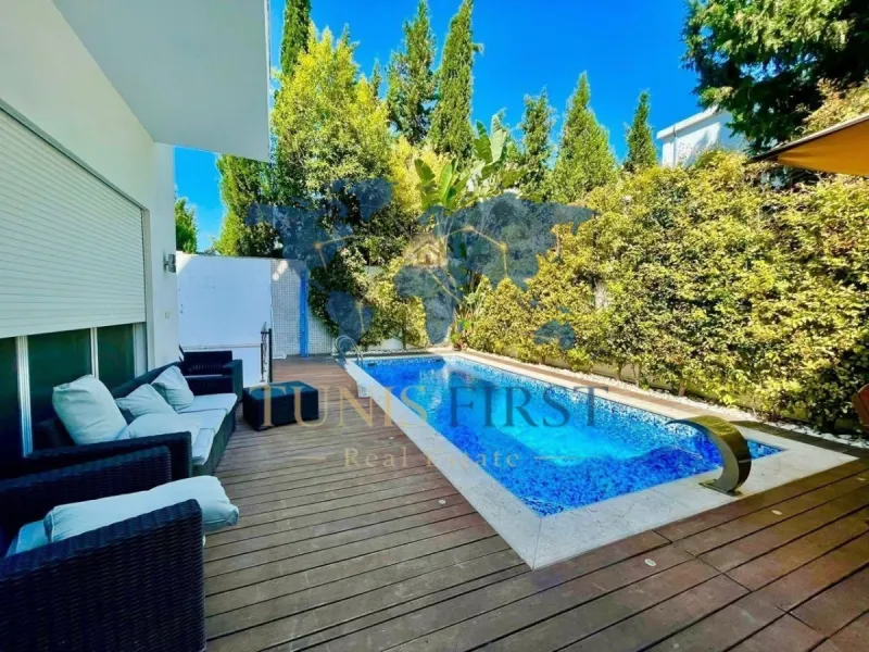 A Louer Luxueuse Villa Vide à Carthage — Carthage