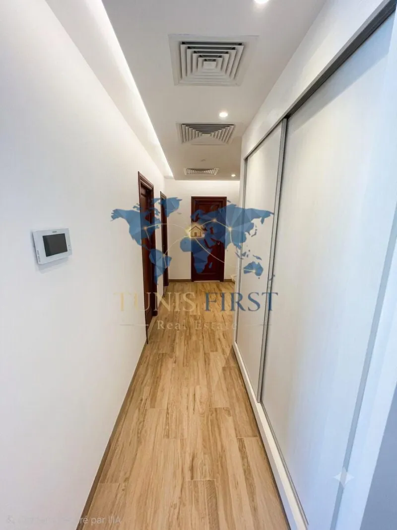 A Louer Triplex de Luxe Meublé pour Courte Durée à Hammamet — Tunisie
