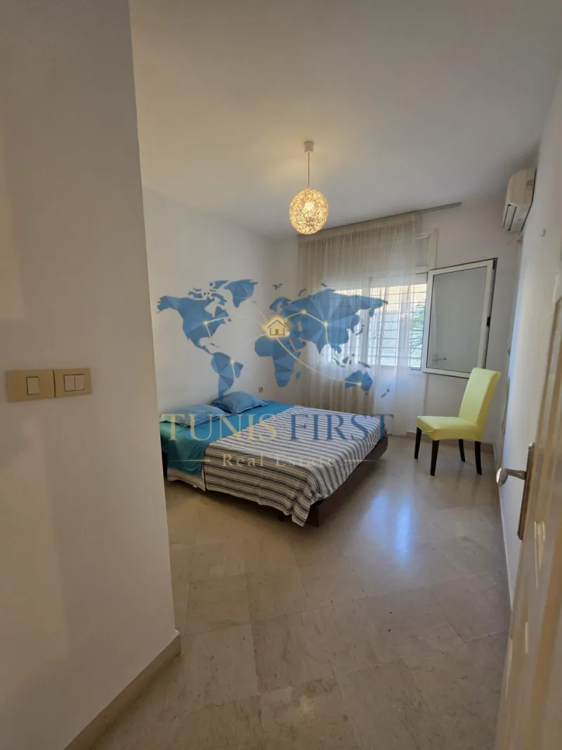 A Louer Charmant Duplex Meublé à La Marsa — Cite Du Stade