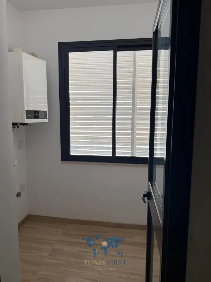 A Louer Appartement S+2 Vide à La Soukra — La Soukra