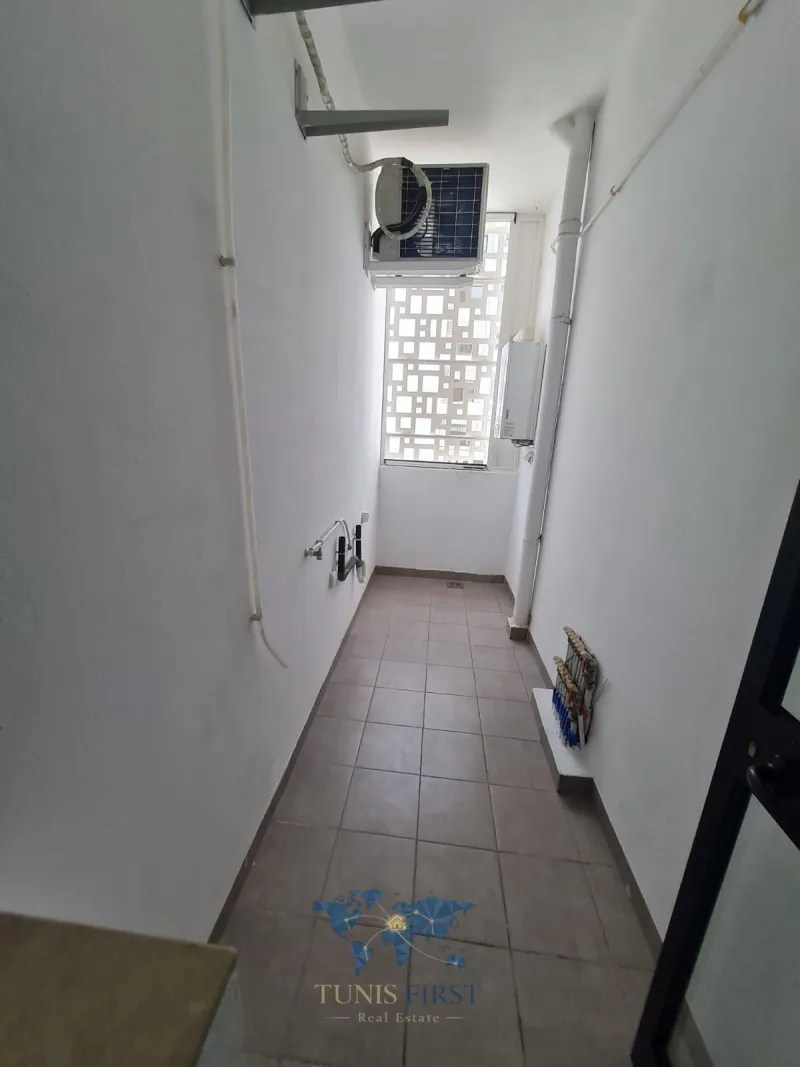 A Vendre Appartement S+4 aux Jardins de Carthage — La Marsa