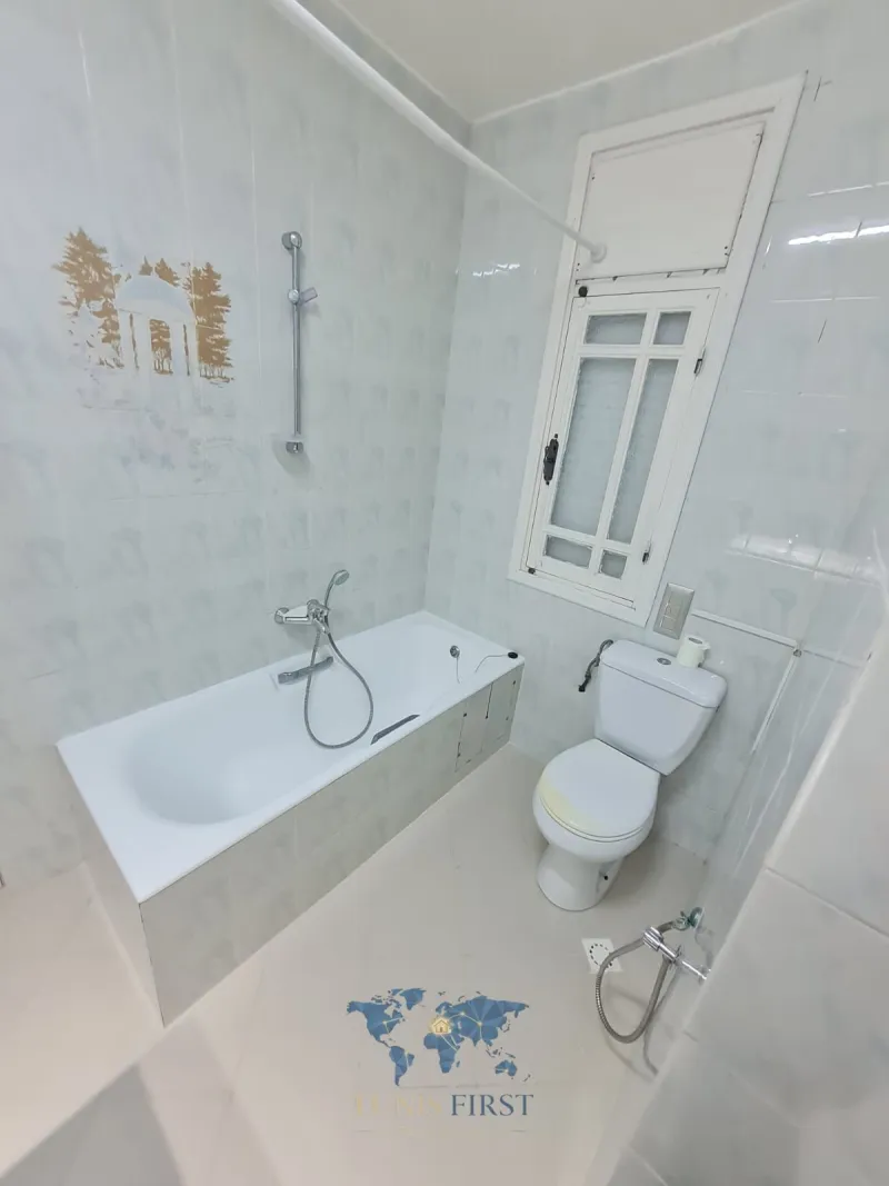 A Louer Villa Jumelée Vide à Cité EL Moez, La Marsa — Cite El Moez