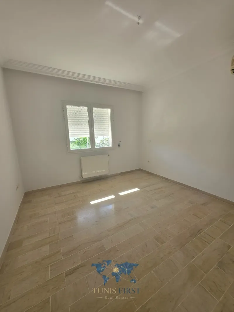 A vendre appartement S+2  à Cité EL Khalil, La Marsa — Cite El Khalil