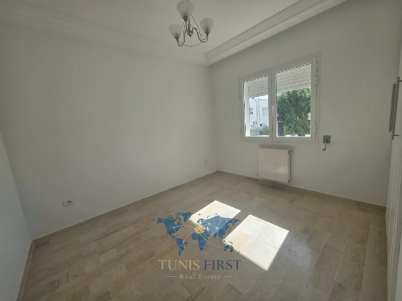 A vendre appartement S+2  à Cité EL Khalil, La Marsa — Cite El Khalil