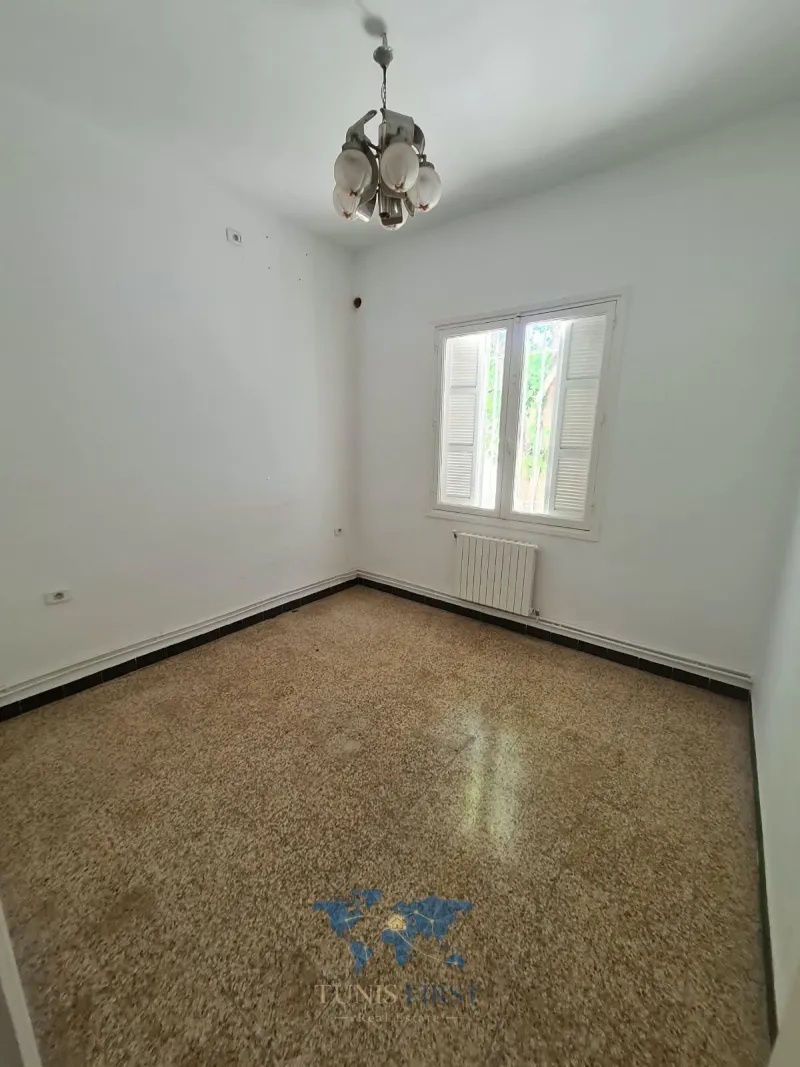 À Louer Rez-de-chaussée de villa S+4 à Mutuelle Ville — Mutuelle Ville