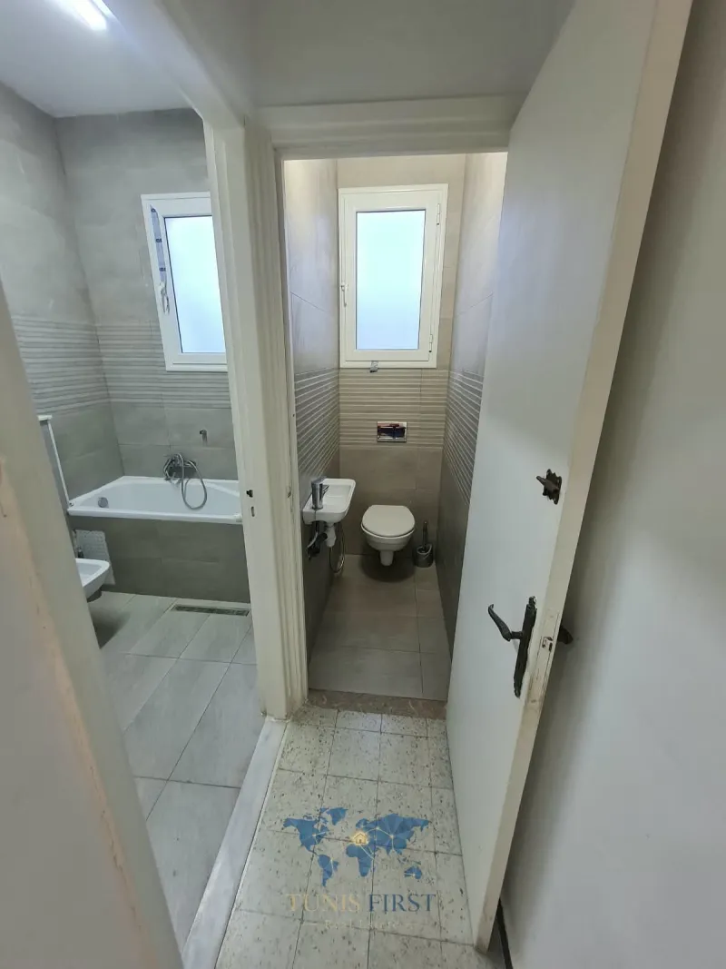 À Louer Rez-de-chaussée de villa S+4 à Mutuelle Ville — Mutuelle Ville