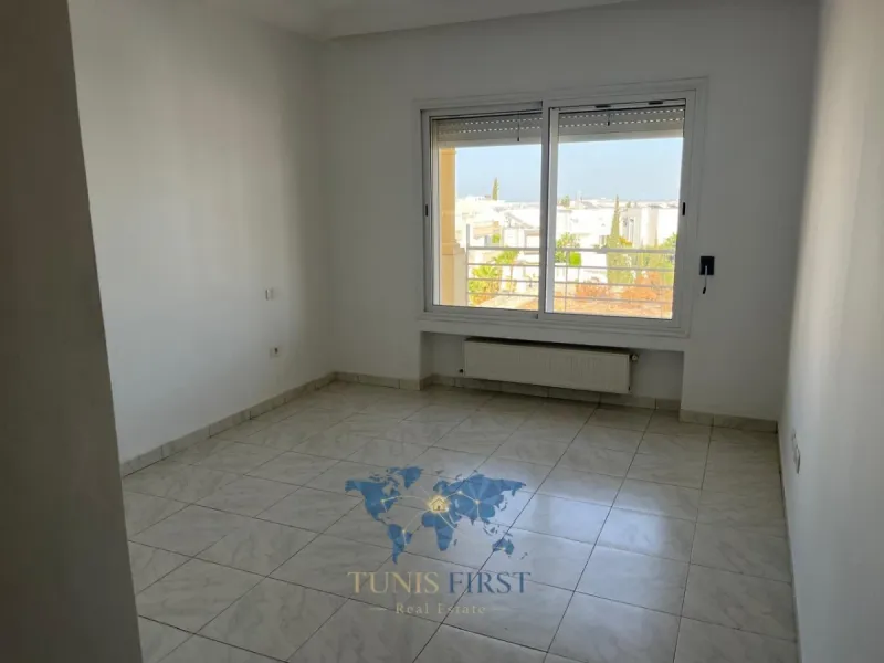 A Louer Appartement S+3 Vide à Jardin EL Menzah — El Menzah 1