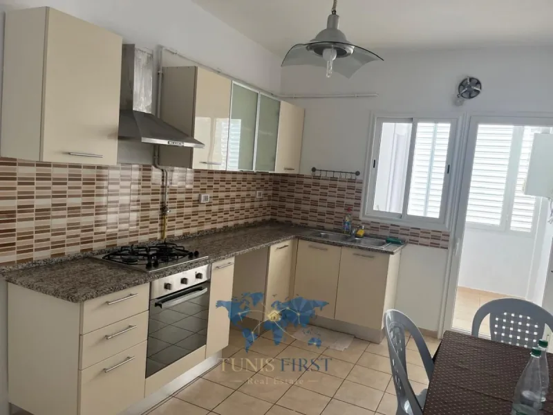 A Louer Appartement S+3 Vide à Jardin EL Menzah — El Menzah 1