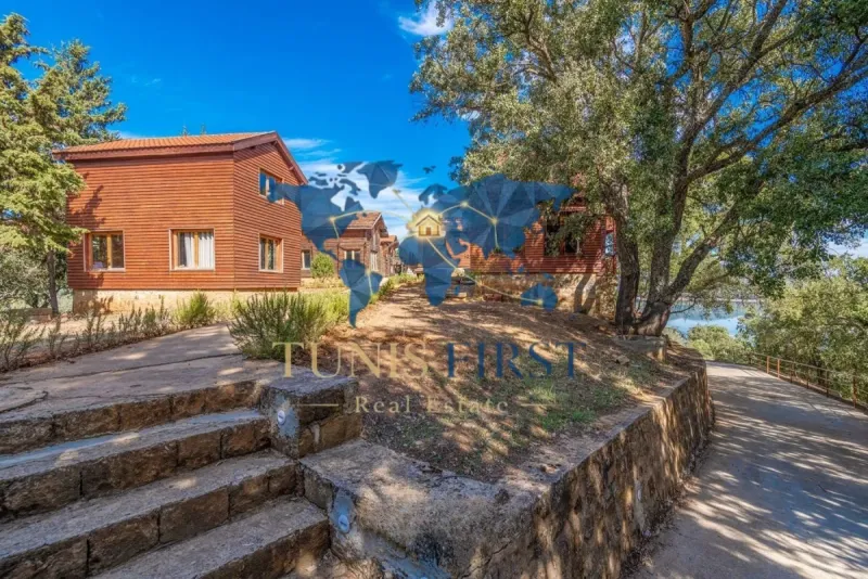 CHALETS A L'EAU THERMALE — Beni Mtir