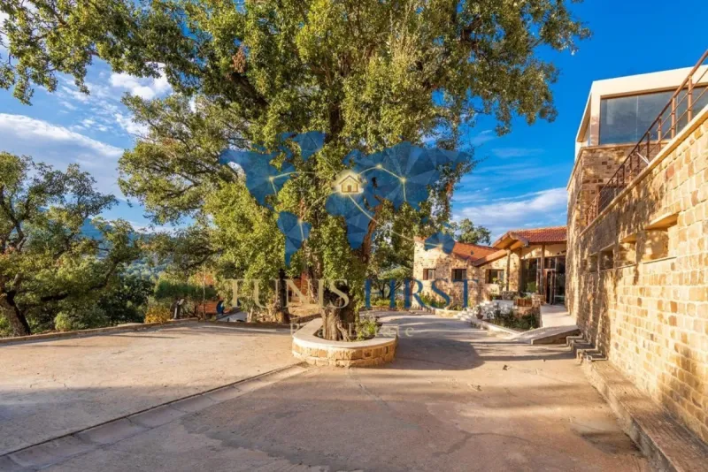 CHALETS A L'EAU THERMALE — Beni Mtir