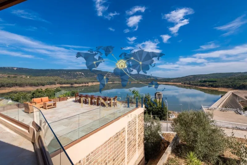 CHALETS A L'EAU THERMALE — Beni Mtir