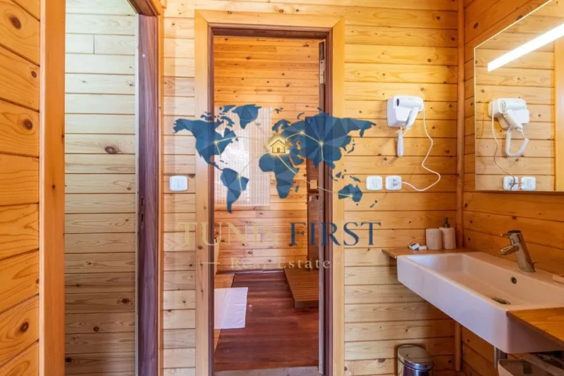 CHALETS A L'EAU THERMALE — Beni Mtir