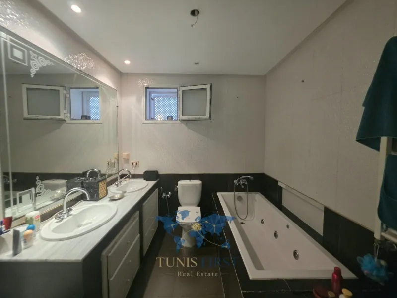 A Louer Maison en Duplex Style El Beyet à Sidi Bou Saïd — Carthage