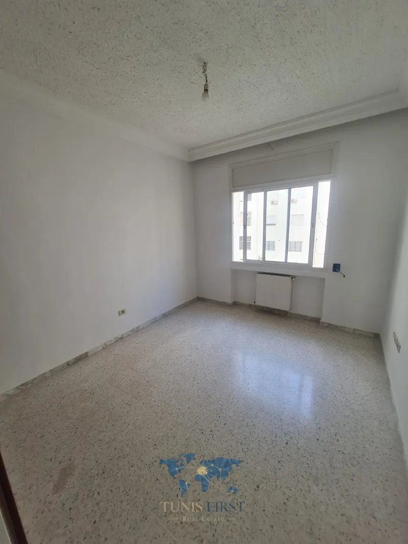 A Louer Appartement S+2 vide à Ain Zaghouan Nord — Ain Zaghouan Nord