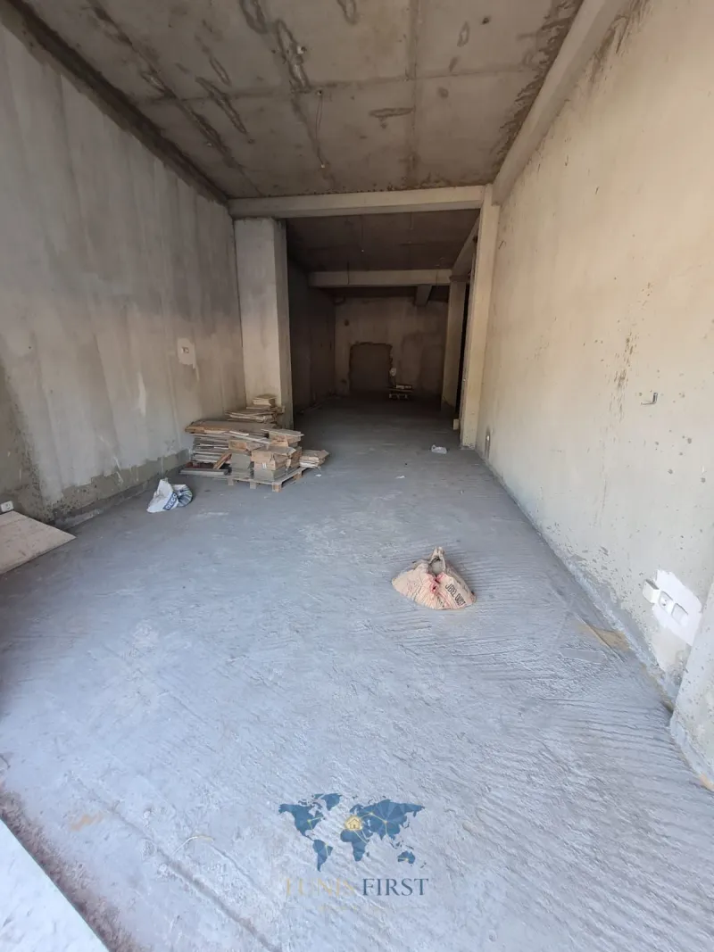 A Louer Local à La Marsa Sidi Abd Laziz — Sidi abdelaziz