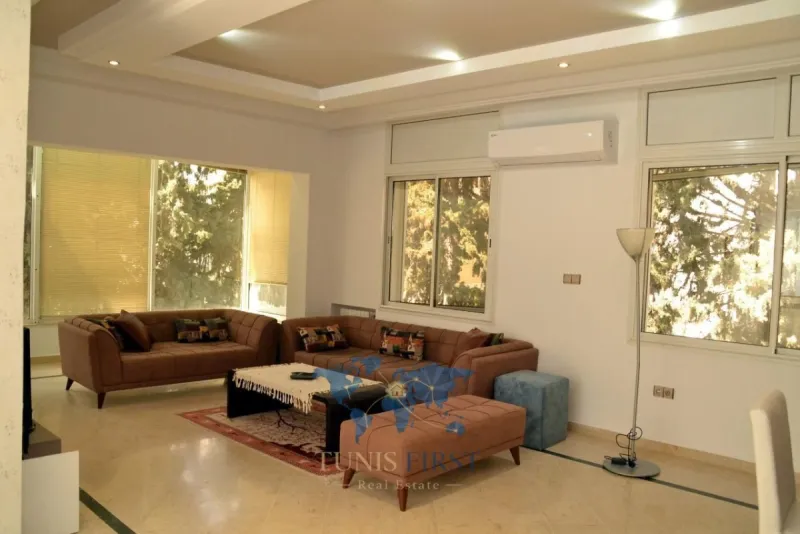 A louer Appartement S+3 meublé pour courte durée à La Marsa Sidi Abdlaziz — Sidi abdelaziz