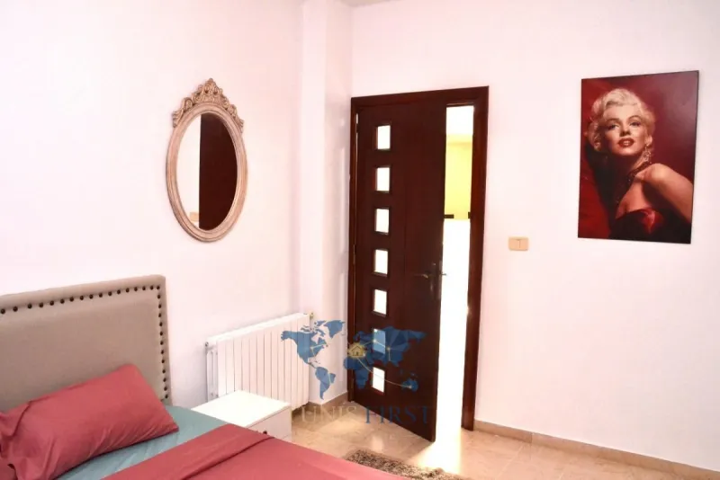 A louer Appartement S+3 meublé pour courte durée à La Marsa Sidi Abdlaziz — Sidi abdelaziz