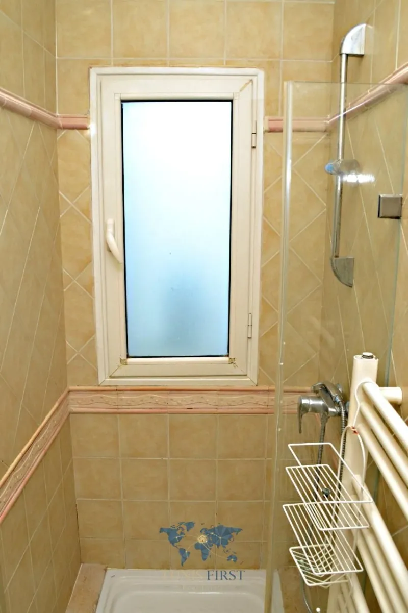 A louer Appartement S+3 meublé pour courte durée à La Marsa Sidi Abdlaziz — Sidi abdelaziz