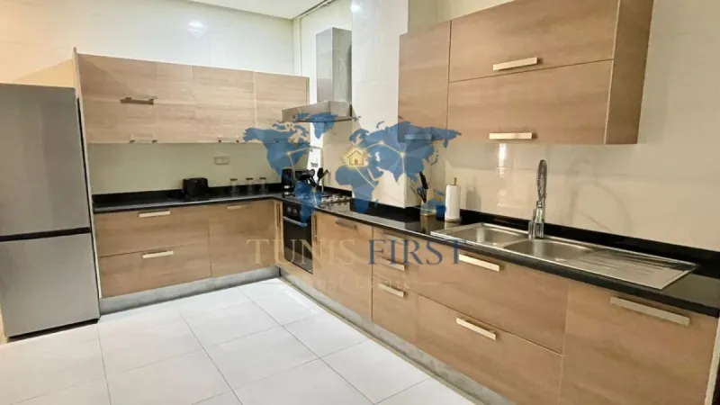 A louer Appartement S+2 avec jardin à La Marsa — Marsa Ennassim
