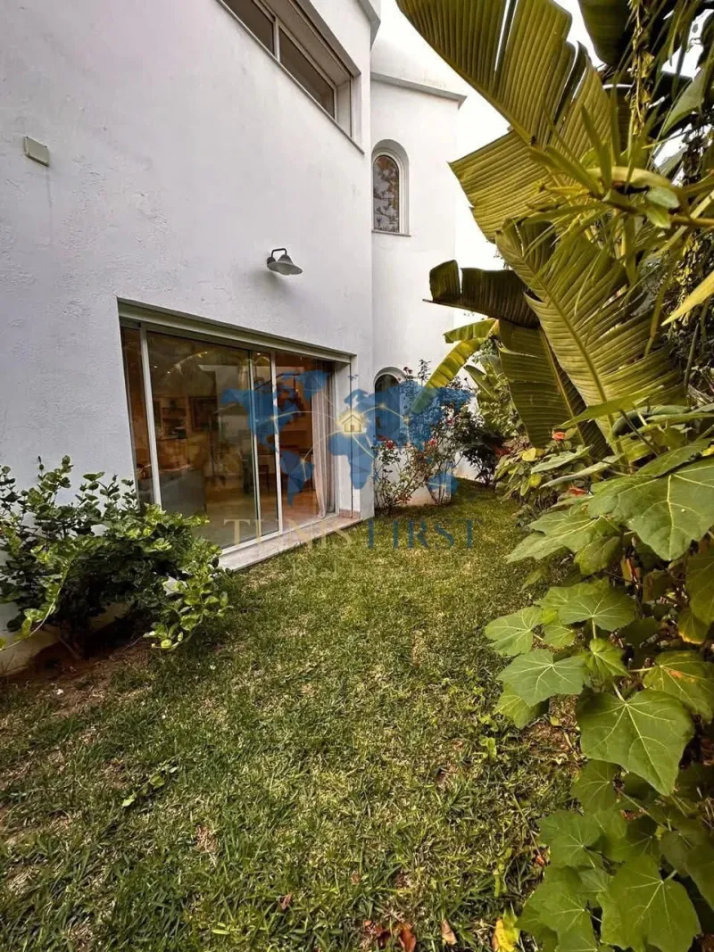 A louer un duplex S+2 meublé avec jardin à Carthage — Carthage