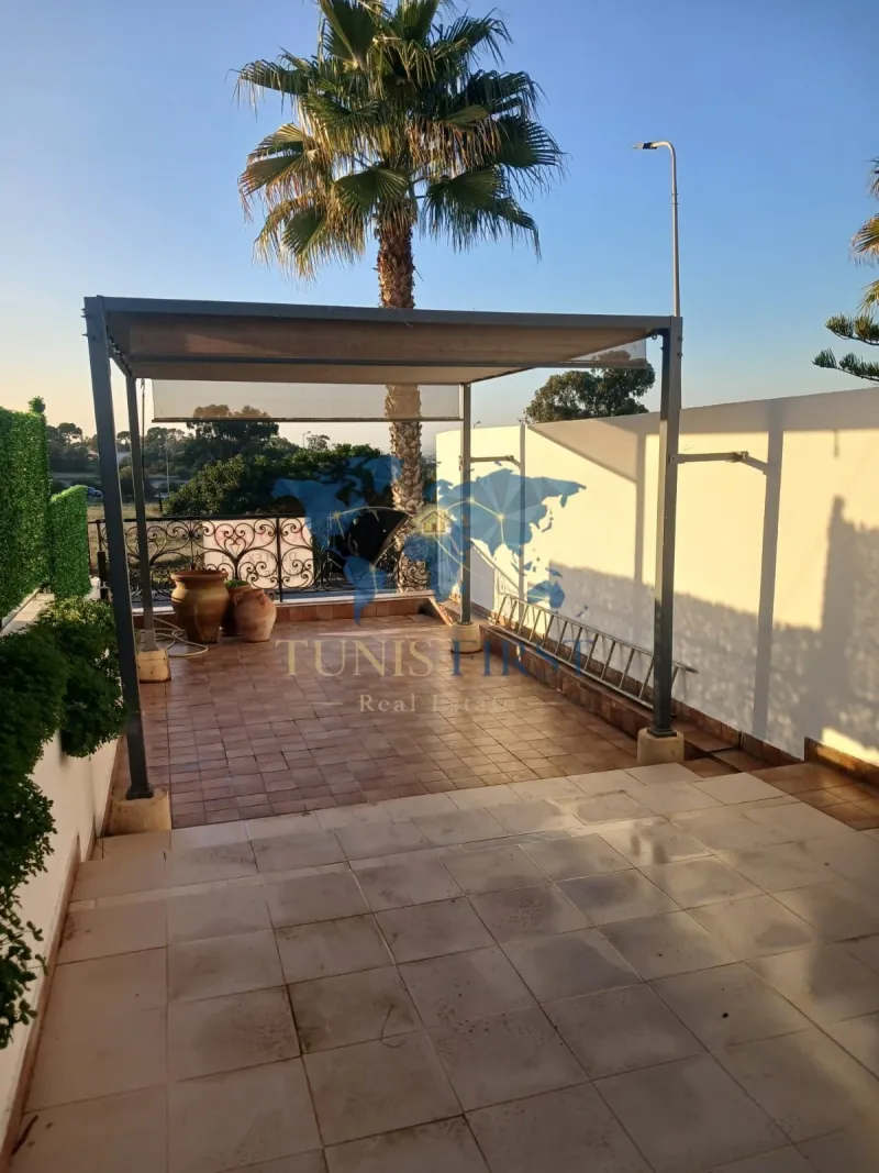 A louer un duplex S+3 à Carthage Amilcar — Amilcar