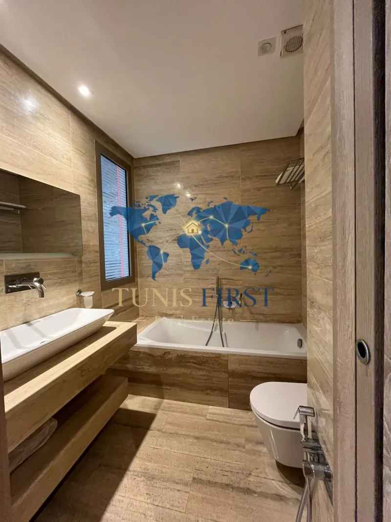 A louer appartement S+2 meublé à Gammarth  avec piscine — Gammarth