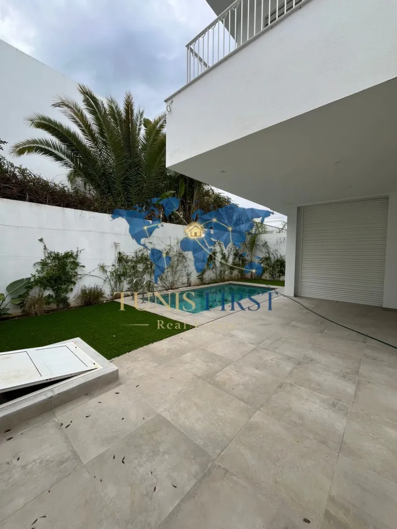 A louer une villa s+4 à Gammarth — Gammarth