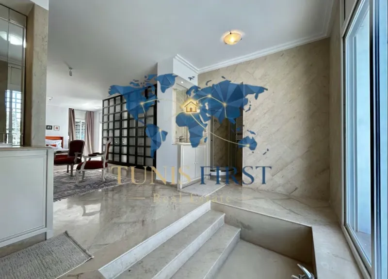 A louer Villa S+5 meublée à la Marsa — Marsa Ennassim