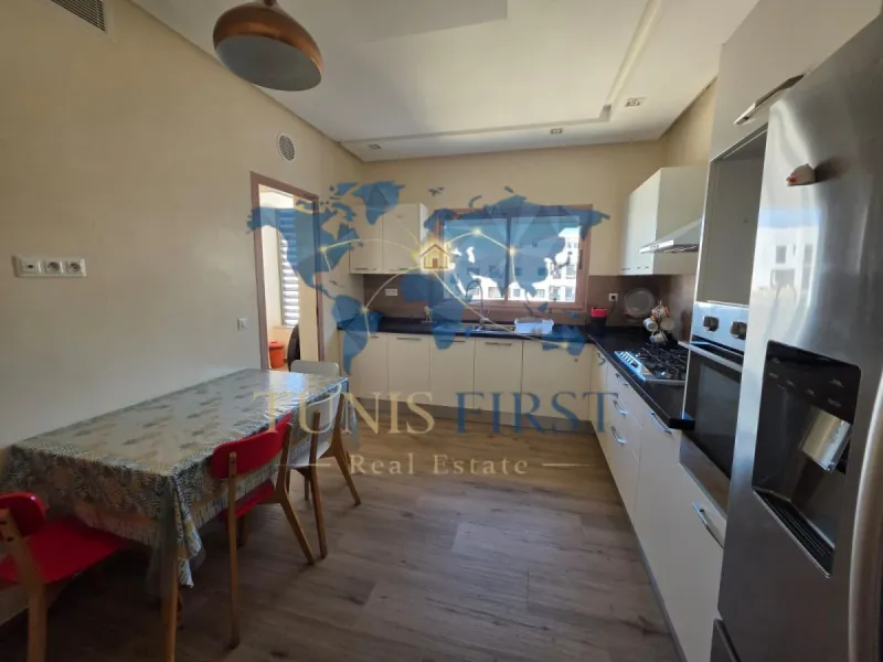 A vendre appartement S+3 à jardin de Carthage — La Marsa