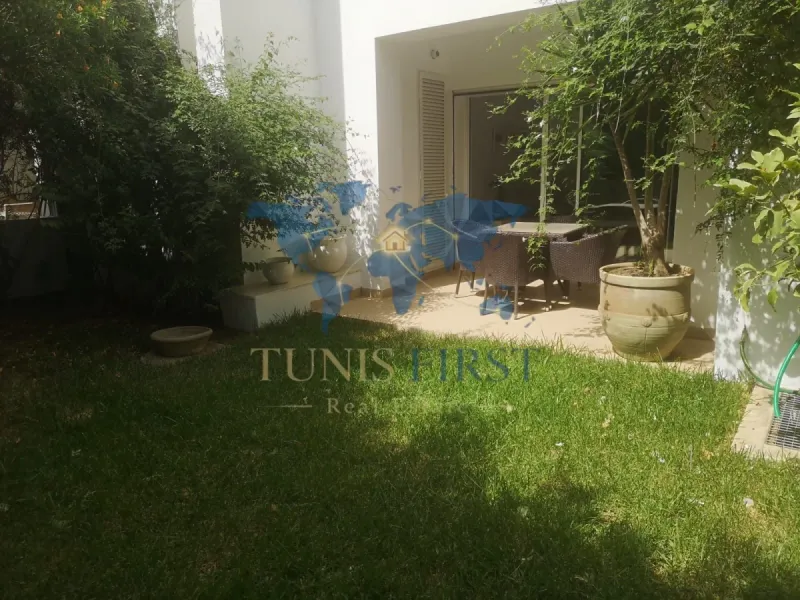 A louer S+1 meublé avec jardin à Marsa Nassim — Cité les pins - El Maalaga