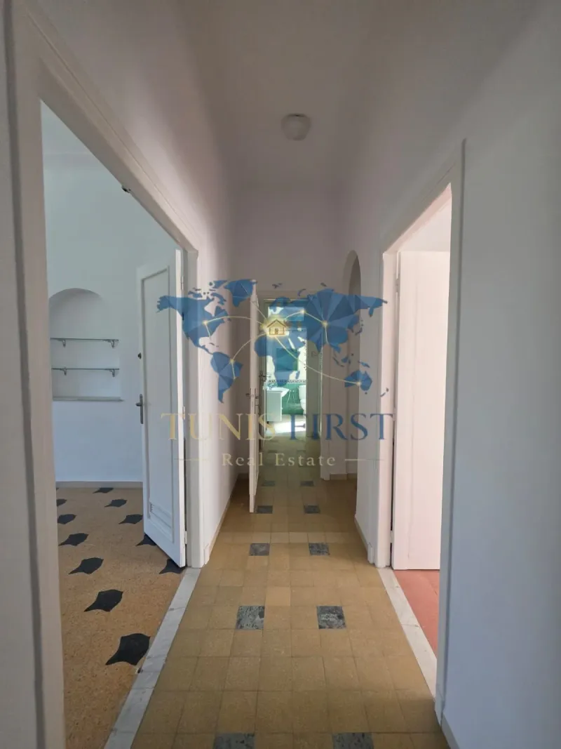 A louer villa S+4 à Carthage — Carthage
