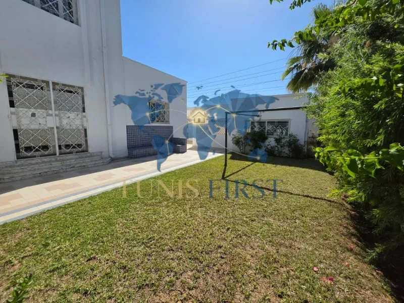 A louer villa S+4 à Carthage — Carthage
