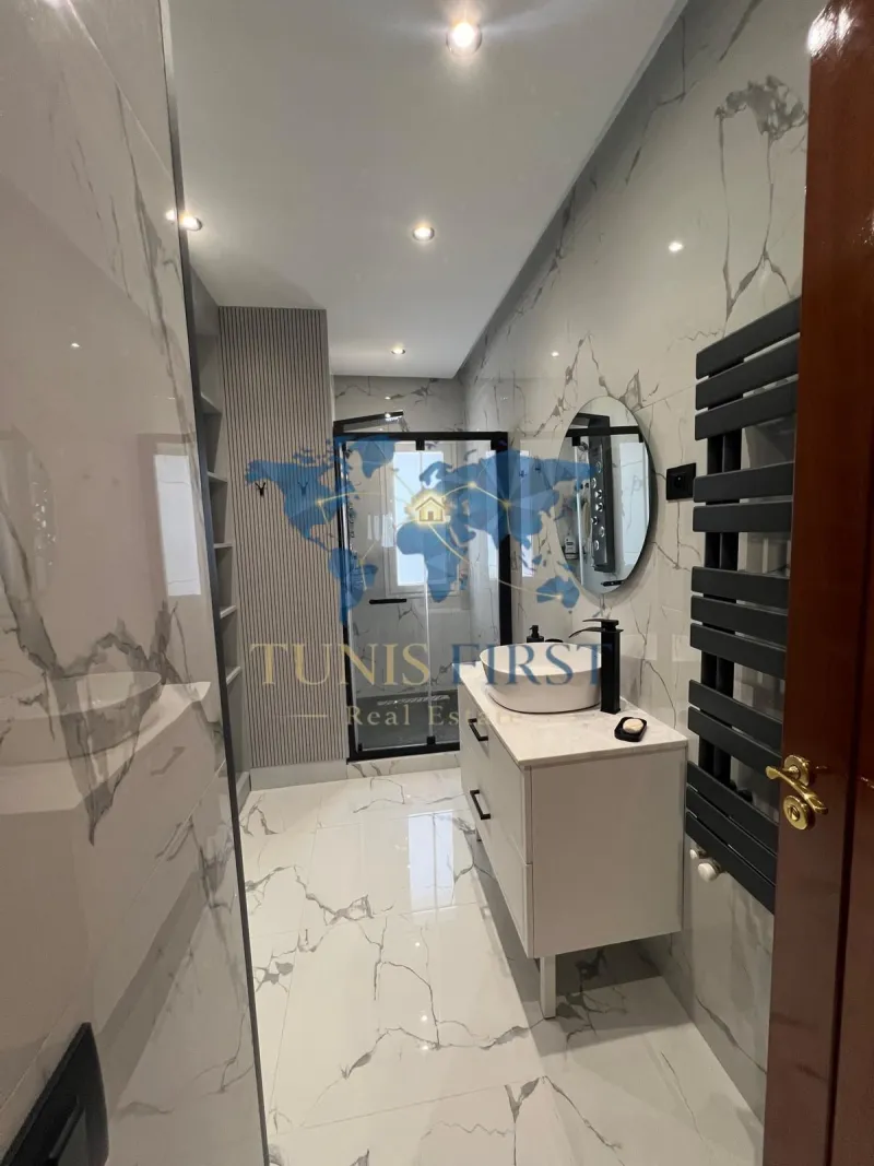 A Louer Appartement S3 Meublé à La Marsa — Cite Bhar Lazreg