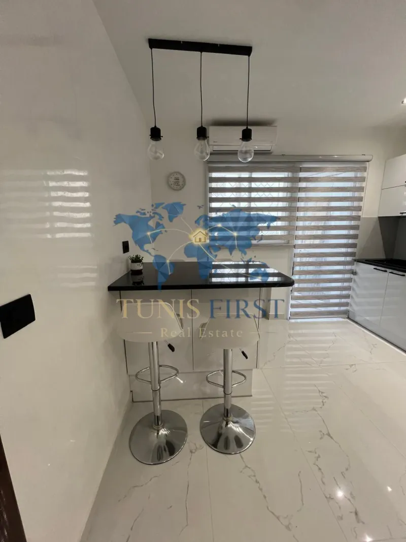 A Louer Appartement S3 Meublé à La Marsa — Cite Bhar Lazreg