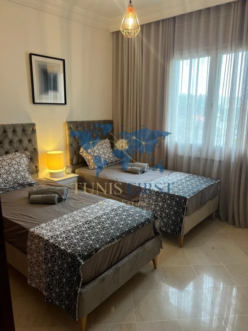 A Louer Appartement S3 Meublé à La Marsa — Cite Bhar Lazreg