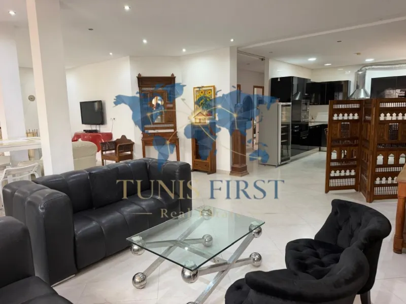 A Louer Étage Villa S3 Meublé à La Marsa